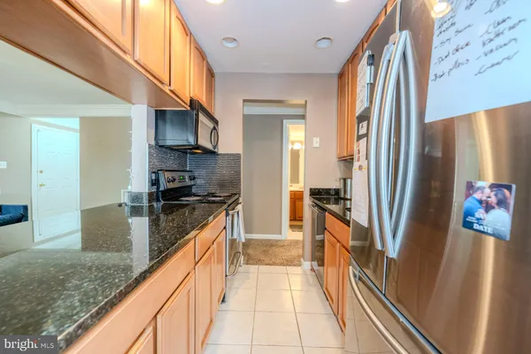 $2,250 | 110 Westwick Court, Unit 2, Sterling, VA 20165