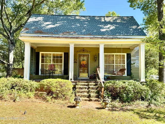 $175,000 | 309 South Jackson Street, Crystal Springs, MS 39059