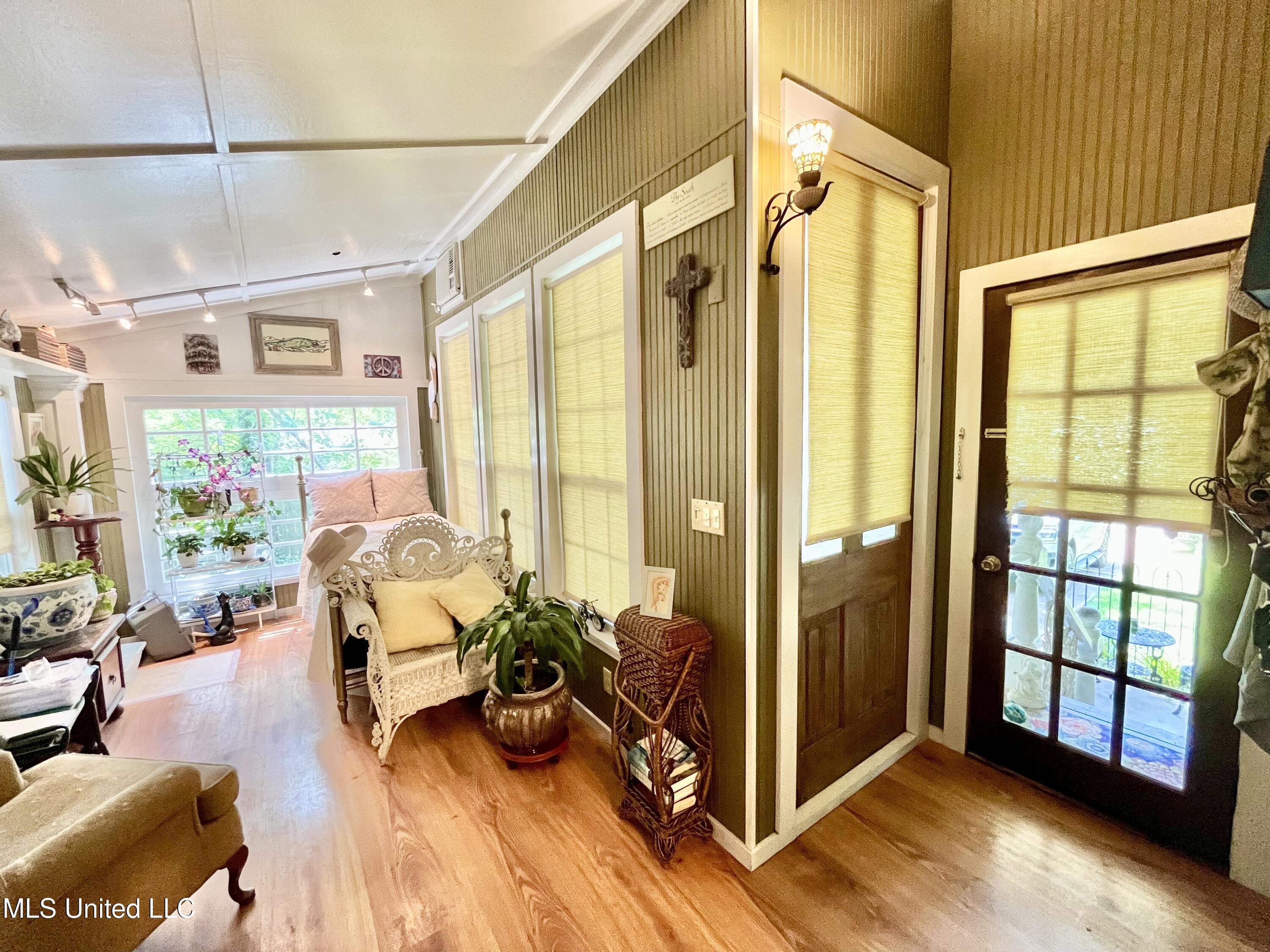 309 South Jackson Street Crystal Springs, MS 39059 - Photo 16 of 45 IMG_2584