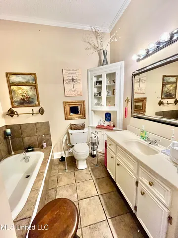 $175,000 | 309 South Jackson Street, Crystal Springs, MS 39059