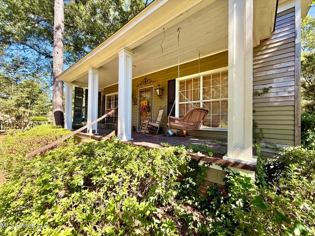 $175,000 | 309 South Jackson Street, Crystal Springs, MS 39059