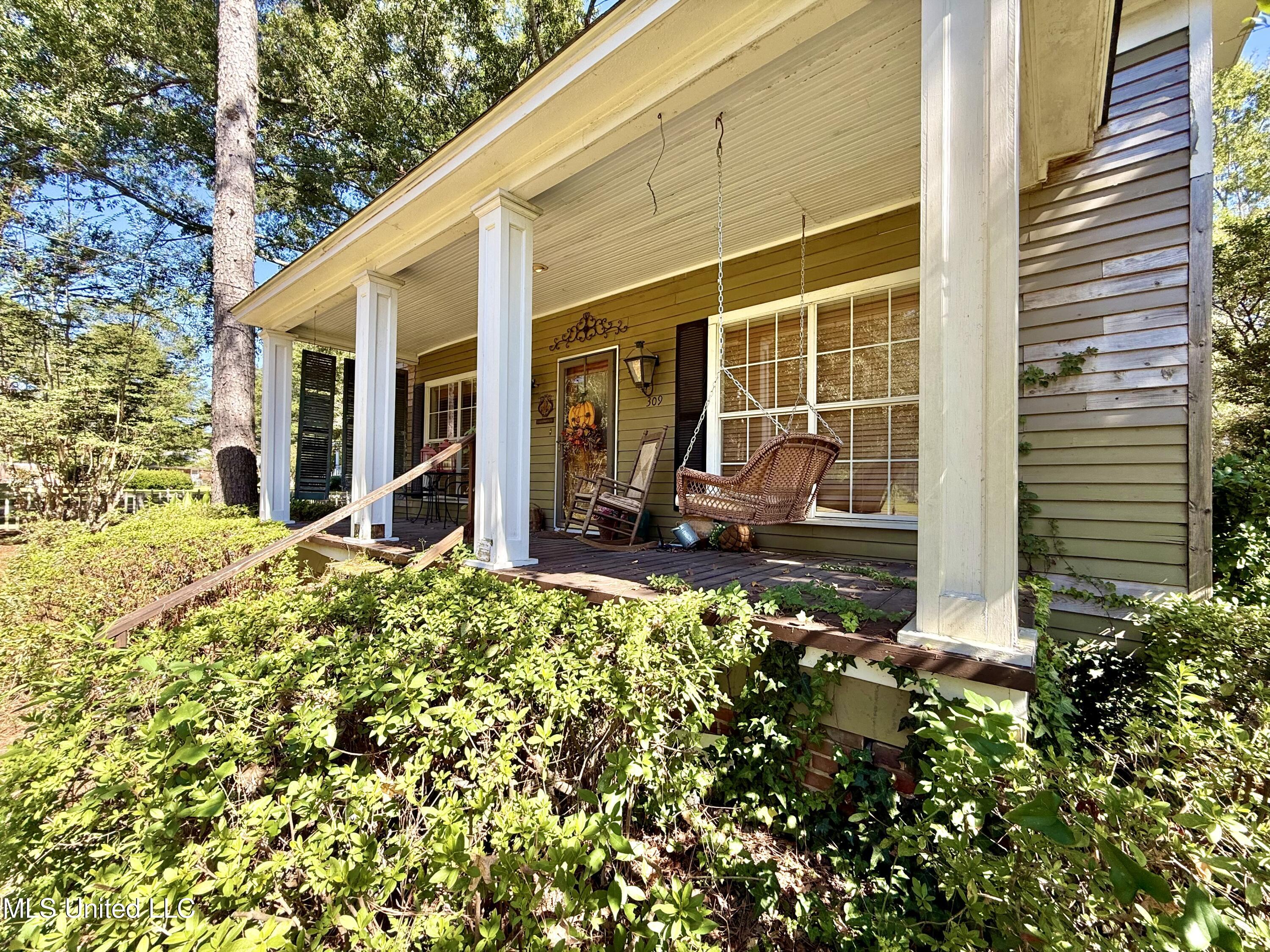 309 South Jackson Street Crystal Springs, MS 39059 - Photo 28 of 45 IMG_5888