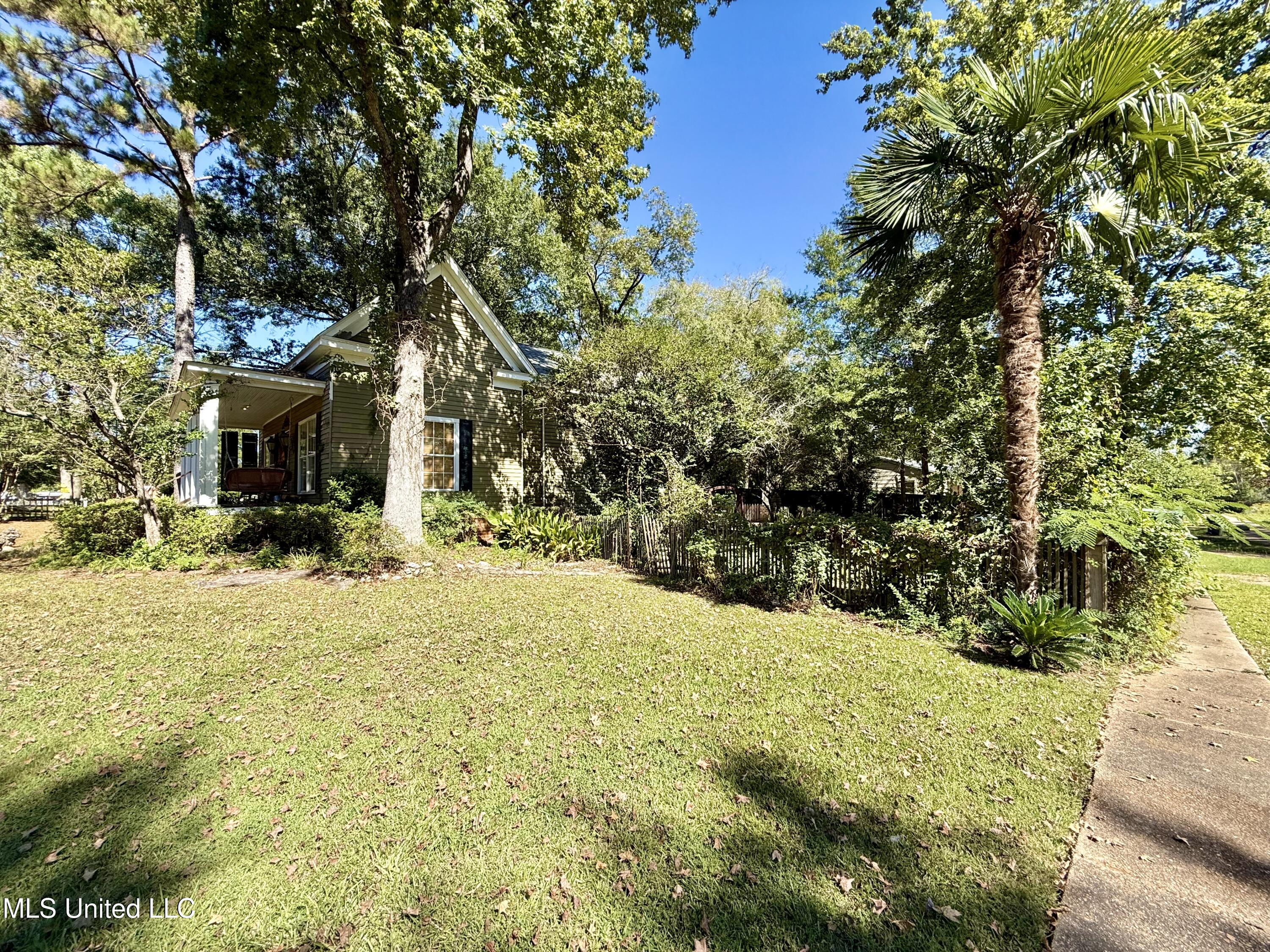 309 South Jackson Street Crystal Springs, MS 39059 - Photo 32 of 45 IMG_5906