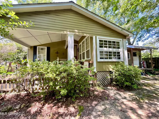 $175,000 | 309 South Jackson Street, Crystal Springs, MS 39059