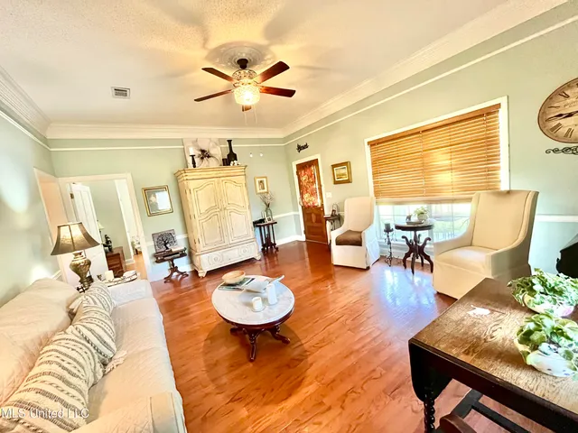 $175,000 | 309 South Jackson Street, Crystal Springs, MS 39059