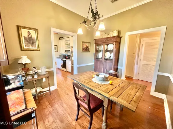 $175,000 | 309 South Jackson Street, Crystal Springs, MS 39059