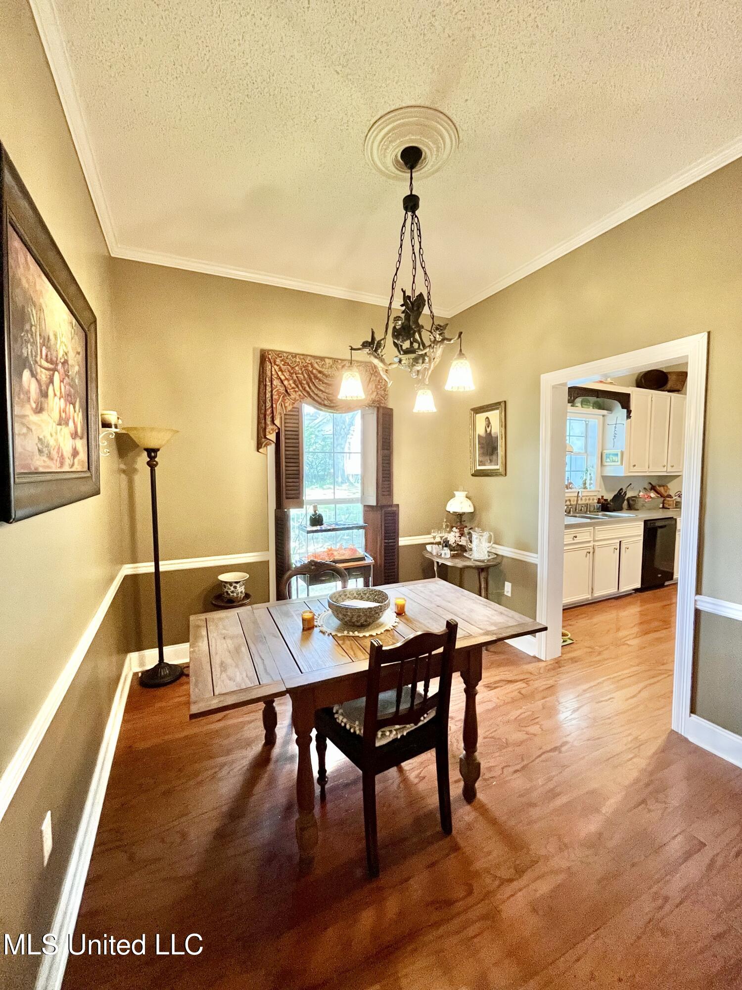 309 South Jackson Street Crystal Springs, MS 39059 - Photo 10 of 45 IMG_2581