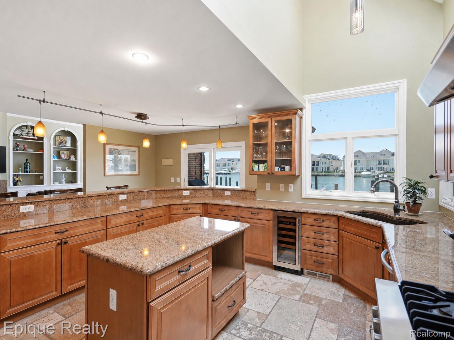 33124 North River Road Harrison Township, MI 48045 - Photo 26 of 77 kitchen1.jpg