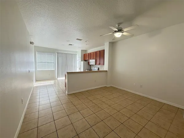 $1,800 | 5168 Regatta Drive, Kissimmee, FL 34746