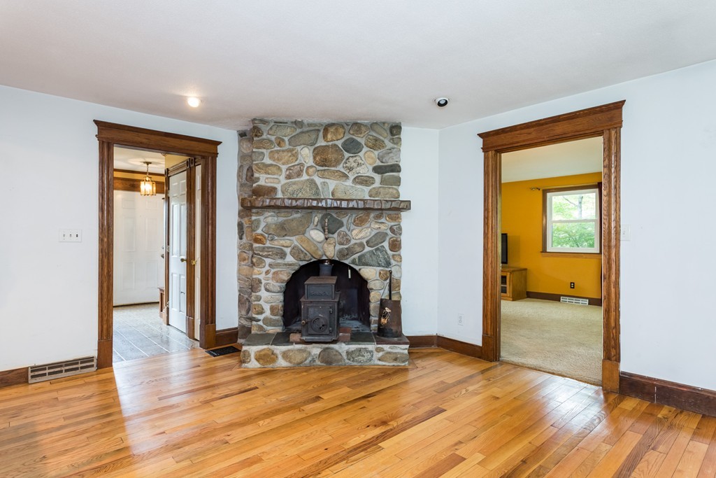 268 Sackett Road Westfield, MA 01085 - Photo 13 of 30 Gallery Image 13