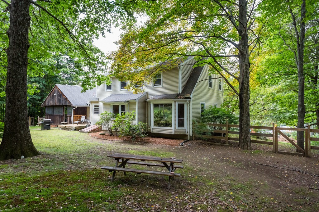 268 Sackett Road Westfield, MA 01085 - Photo 25 of 30 Gallery Image 25