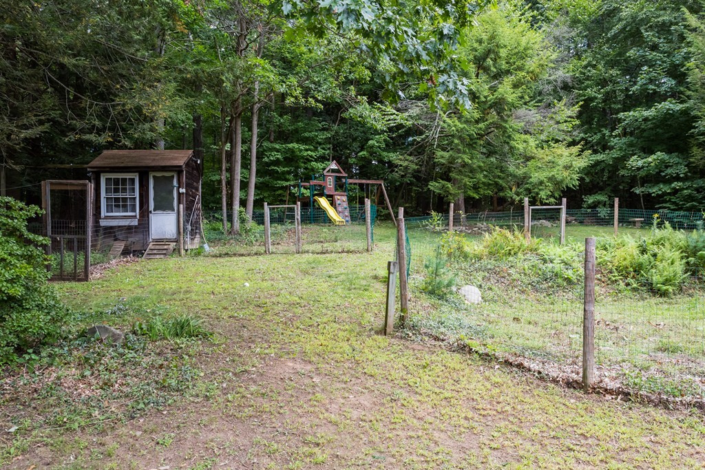 268 Sackett Road Westfield, MA 01085 - Photo 29 of 30 Gallery Image 29