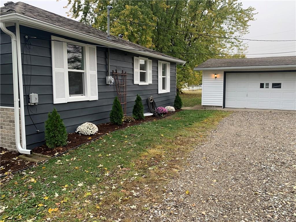 132 Maple Street Hope, IN 47246 - Photo 5 of 28 Gallery Image 5