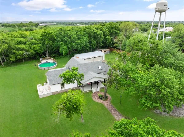 $585,000 | 313 Chicken Street, Weston, TX 75009