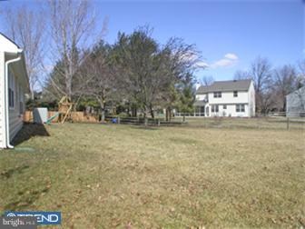 17 Heather Valley Road Holland, PA 18966 - Photo 12 of 12 View