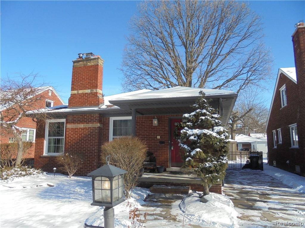 1854 Newcastle Road Grosse Pointe, MI 48236 - Photo 2 of 27