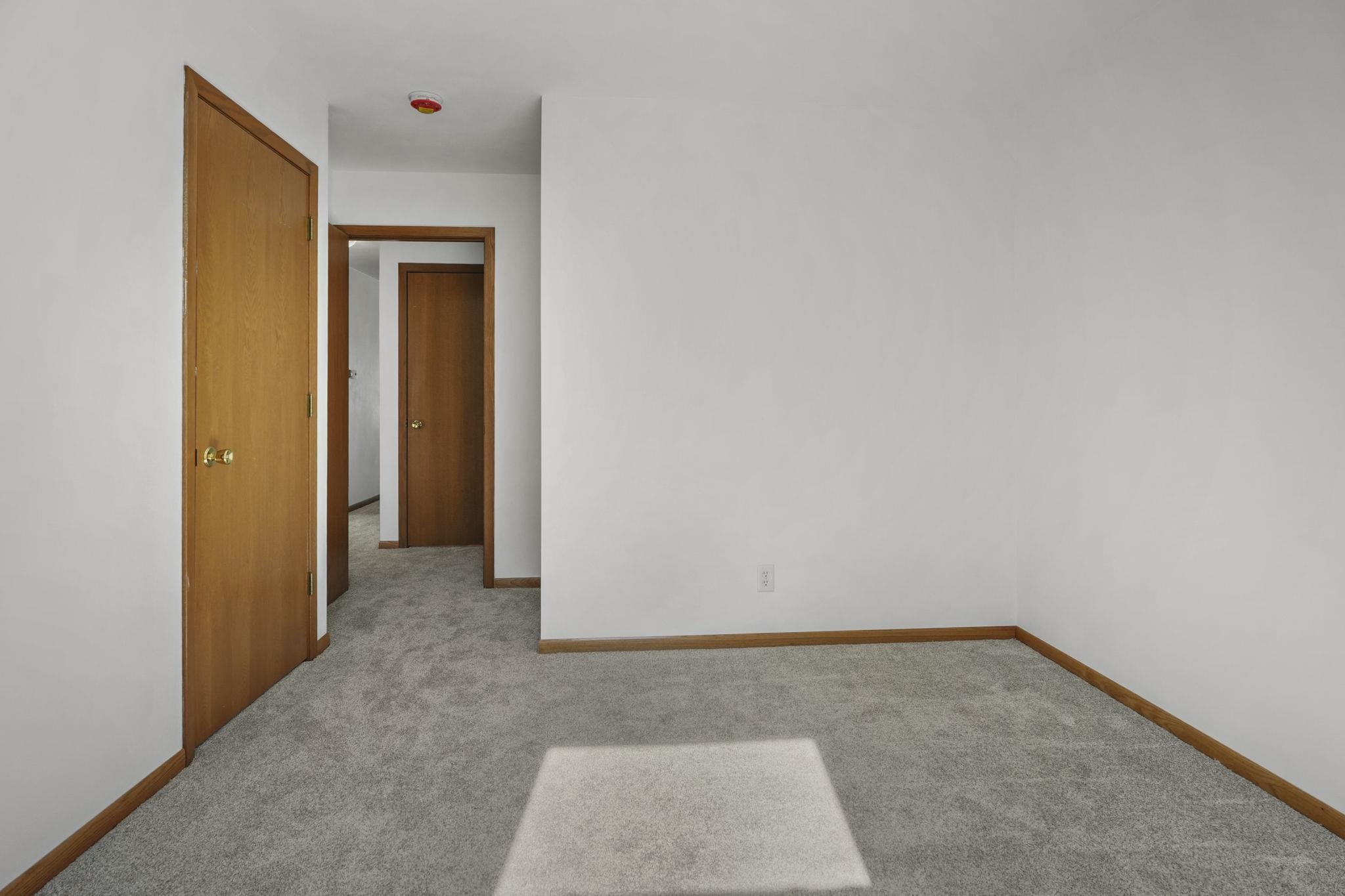 207 South Rutland Street Brooklyn, WI 53521 - Photo 33 of 61