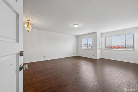 $1,200,000 | 1913 Oakdale Avenue, San Francisco, CA 94124
