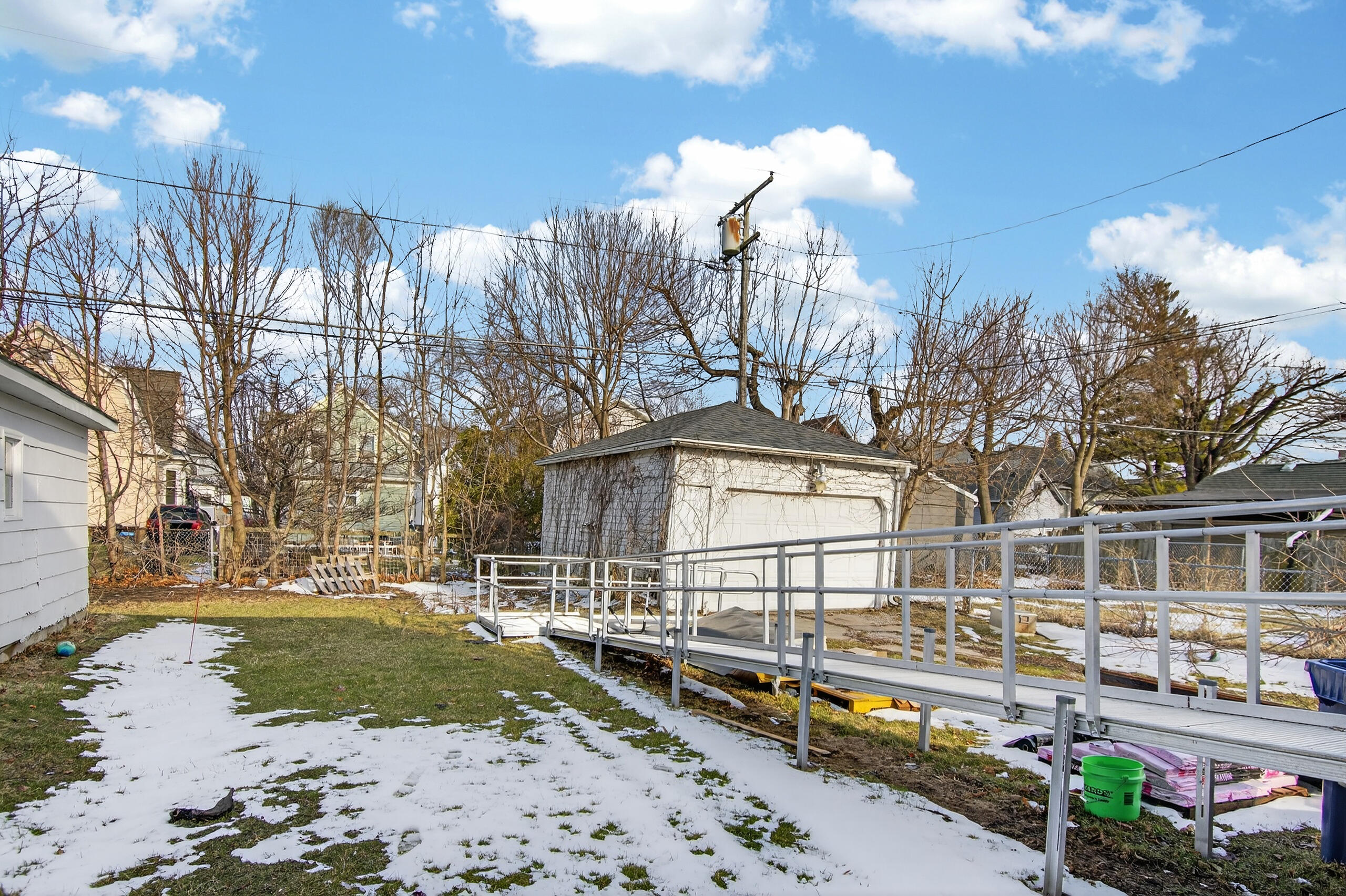 1731 Grand Avenue Racine, WI 53403 - Photo 29 of 30 IMG_4522