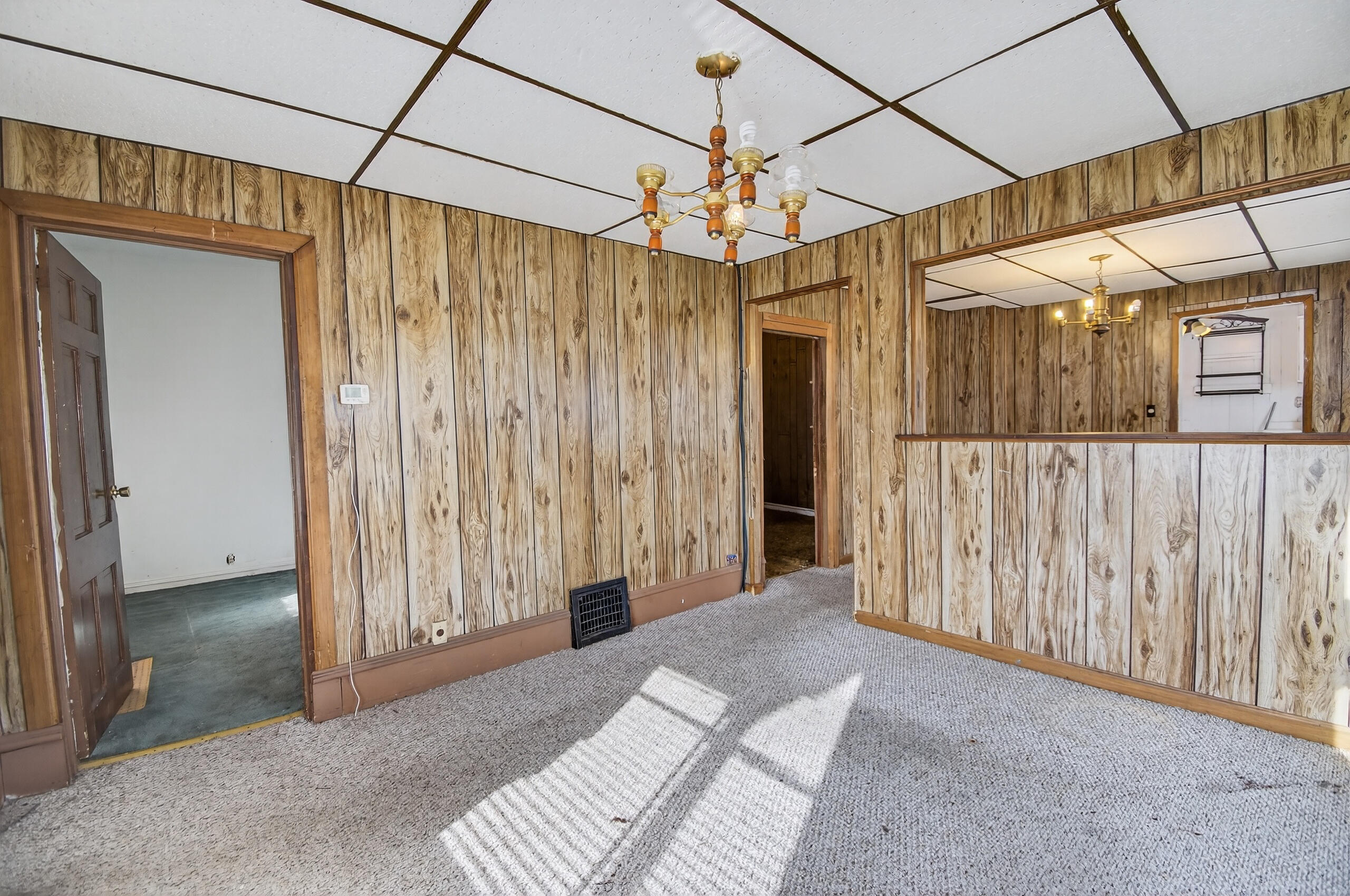 1731 Grand Avenue Racine, WI 53403 - Photo 5 of 30 IMG_4505