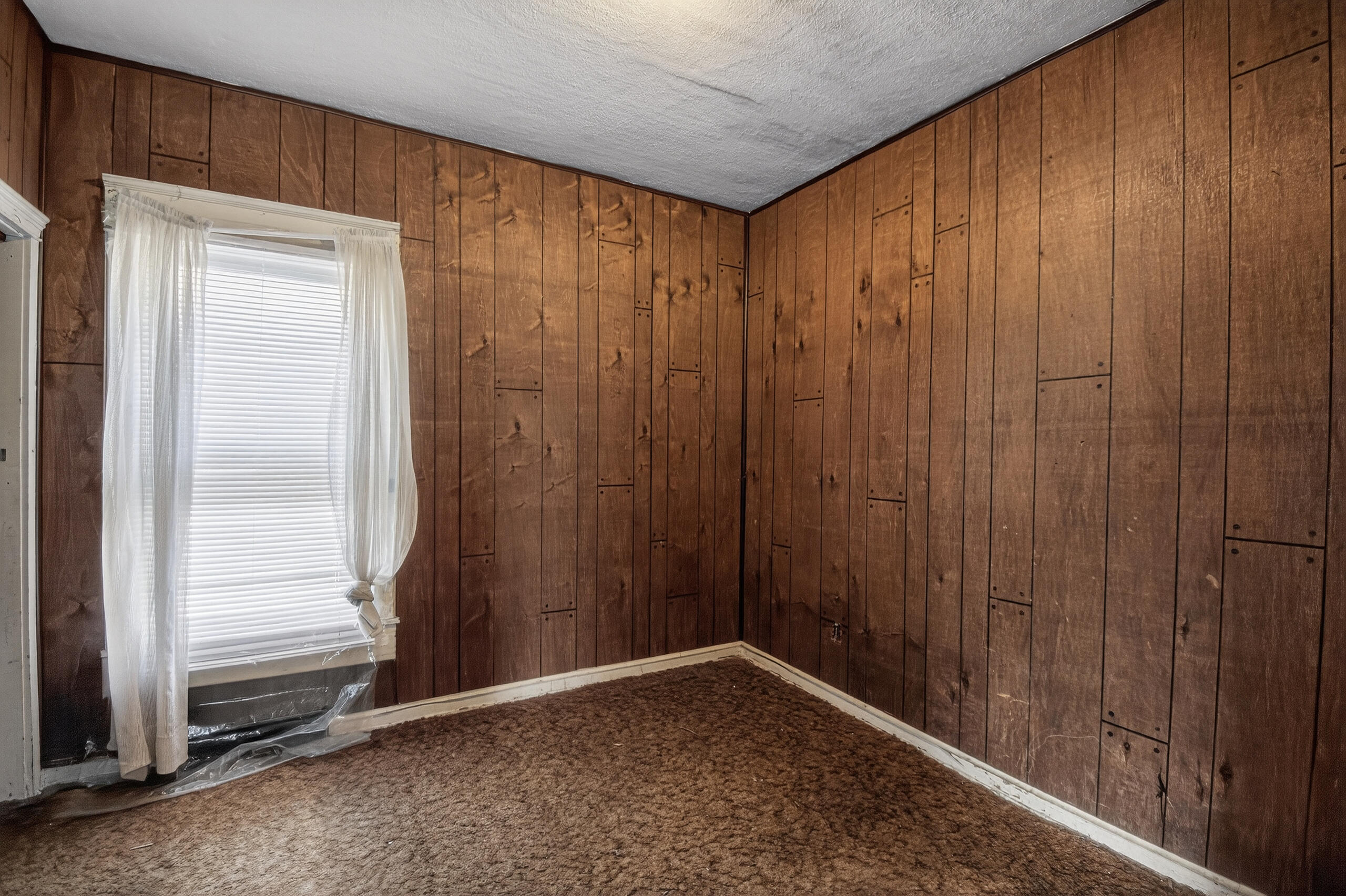 1731 Grand Avenue Racine, WI 53403 - Photo 8 of 30 IMG_4517