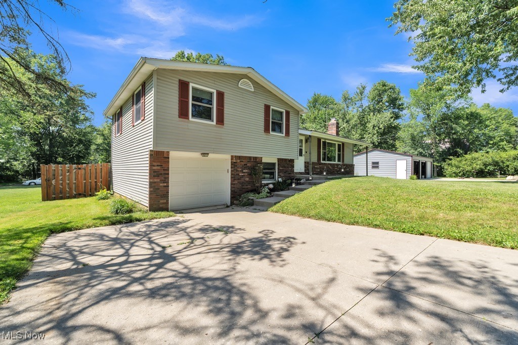 32588 Chestnut Ridge Road North Ridgeville, OH 44039 - Photo 2 of 49