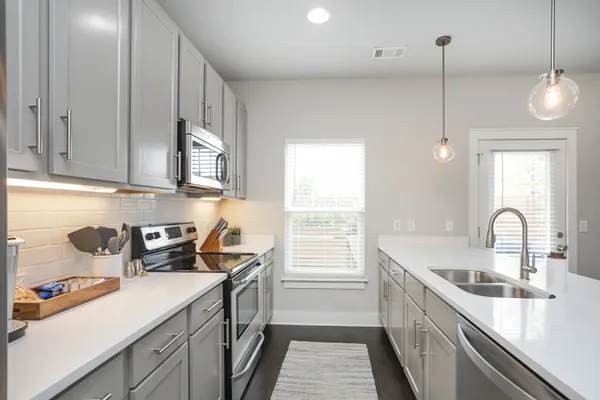 $529,000 | 1409 57th Avenue North, Nashville, TN 37209