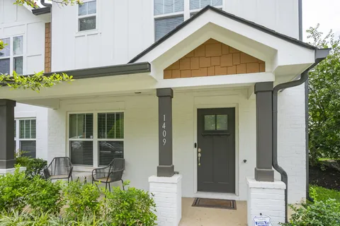 $525,000 | 1409 57th Avenue North, Nashville, TN 37209