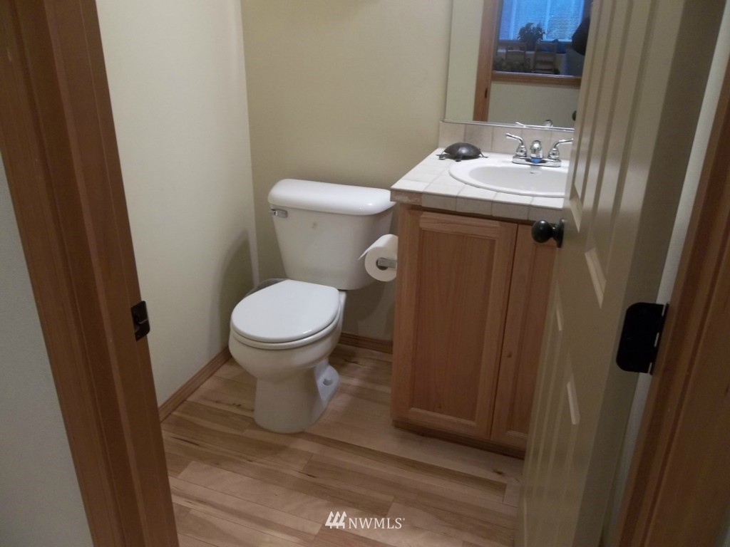 21133 Meridian Place West Bothell, WA 98021 - Photo 11 of 12