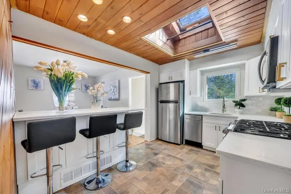 $575,000 | 1175 Old Nichols Road, Islandia, NY 11749