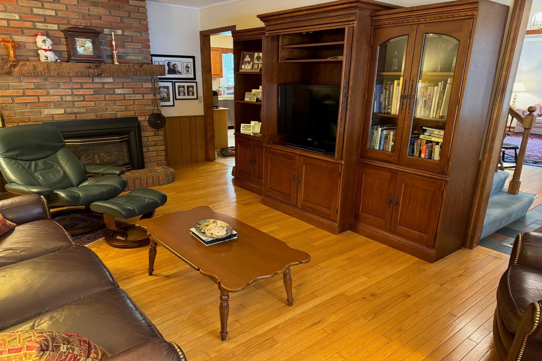 27 Georgeanna Boulevard Rutland Town, VT 05701 - Photo 7 of 28