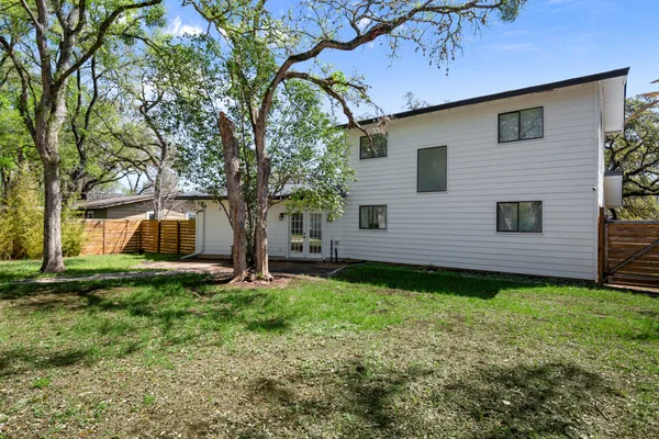 $4,400 | 5504 Kings Highway, Austin, TX 78745