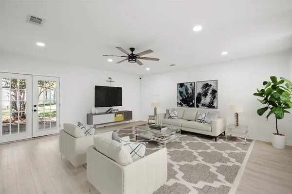 $4,400 | 5504 Kings Highway, Austin, TX 78745