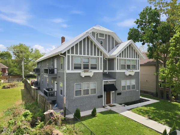 $905,000 | 3527 North College Avenue, Unit 1, Indianapolis, IN 46205