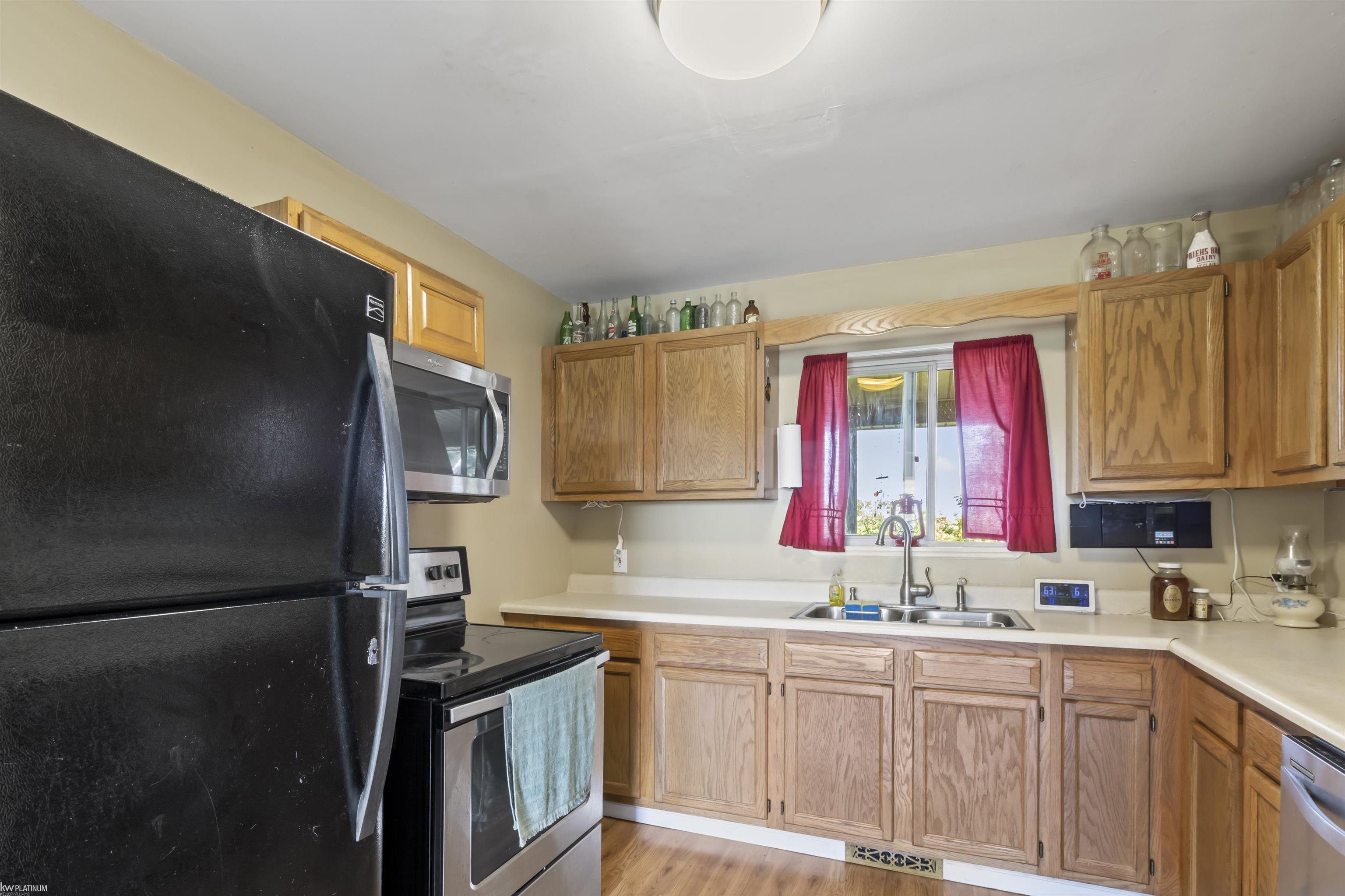 8070 Vincent Road Croswell, MI 48422 - Photo 21 of 38