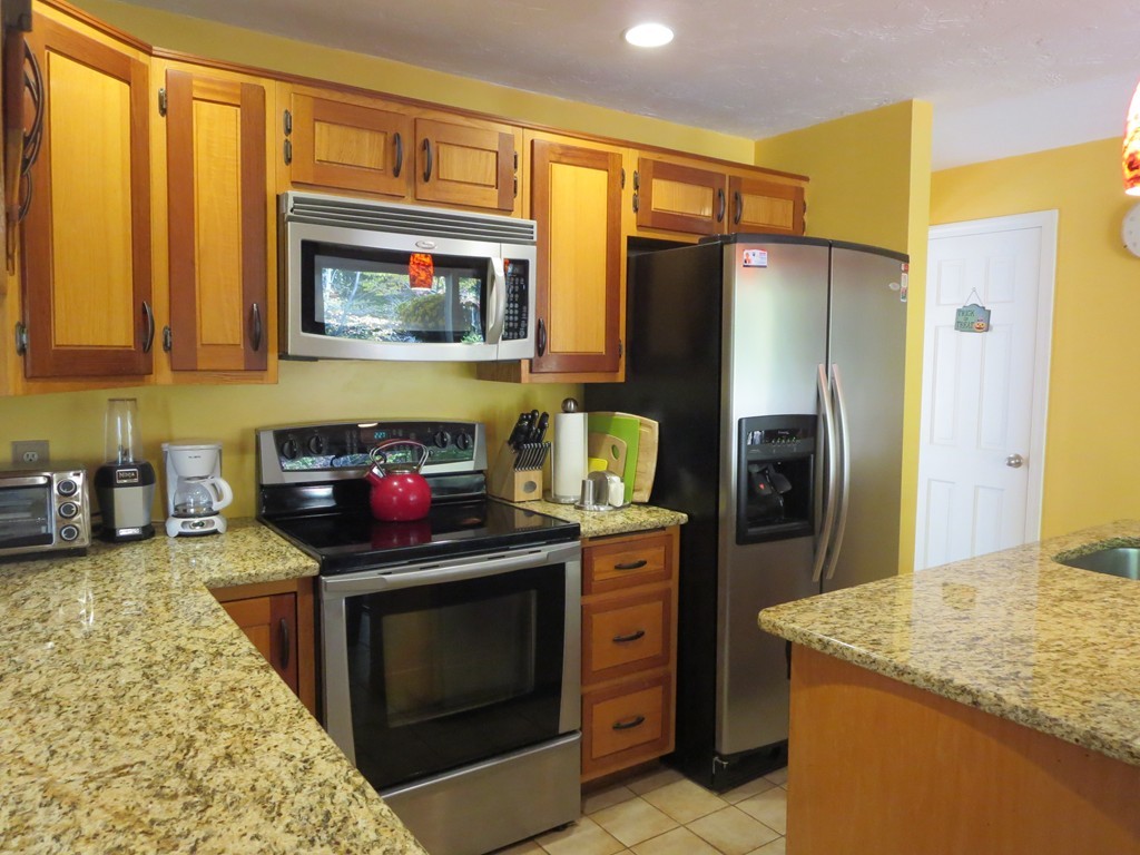 66 Pepper Road Fitchburg, MA 01420 - Photo 4 of 29 Gallery Image 4