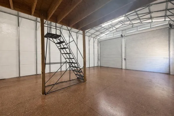 $1,100,000 | 5061 West Oakhill Street, Dunnellon, FL 34433