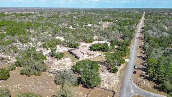 $1,100,000 | 5061 West Oakhill Street, Dunnellon, FL 34433
