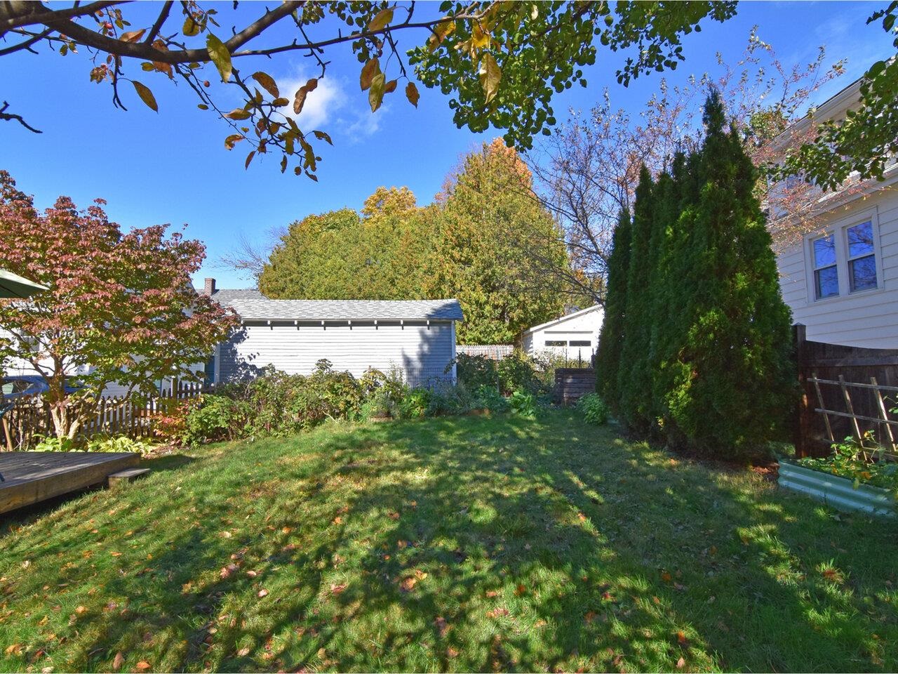 34 Hoover Street Burlington, VT 05401 - Photo 12 of 49