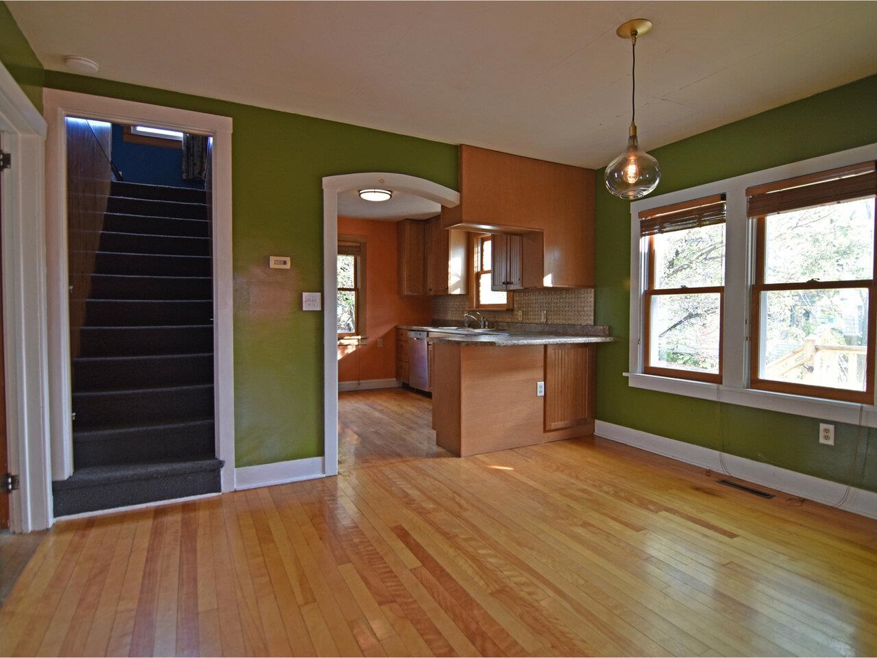 34 Hoover Street Burlington, VT 05401 - Photo 22 of 49