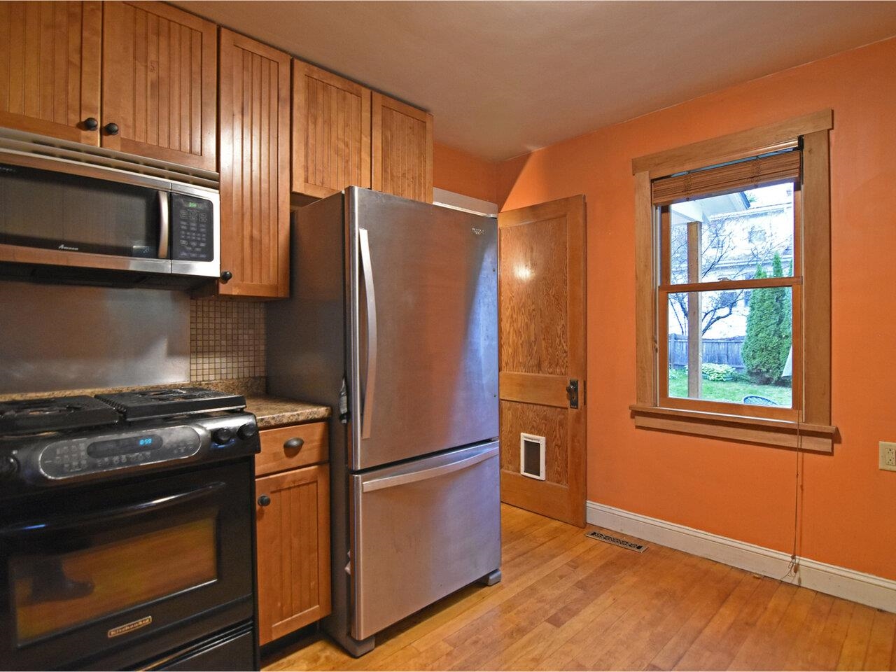 34 Hoover Street Burlington, VT 05401 - Photo 27 of 49