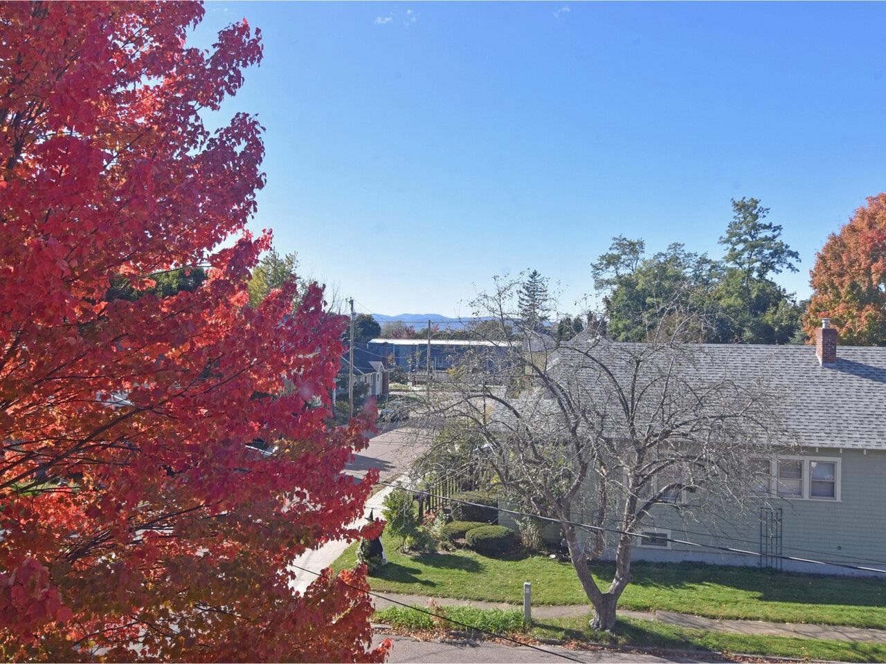 34 Hoover Street Burlington, VT 05401 - Photo 39 of 49