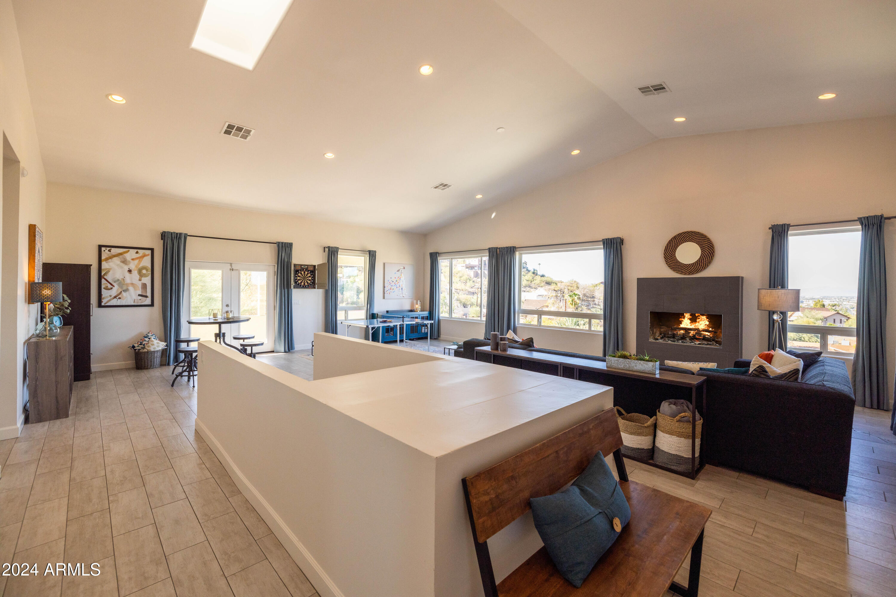 1801 East Hatcher Road Phoenix, AZ 85020 - Photo 40 of 77 Amazing Natural Light