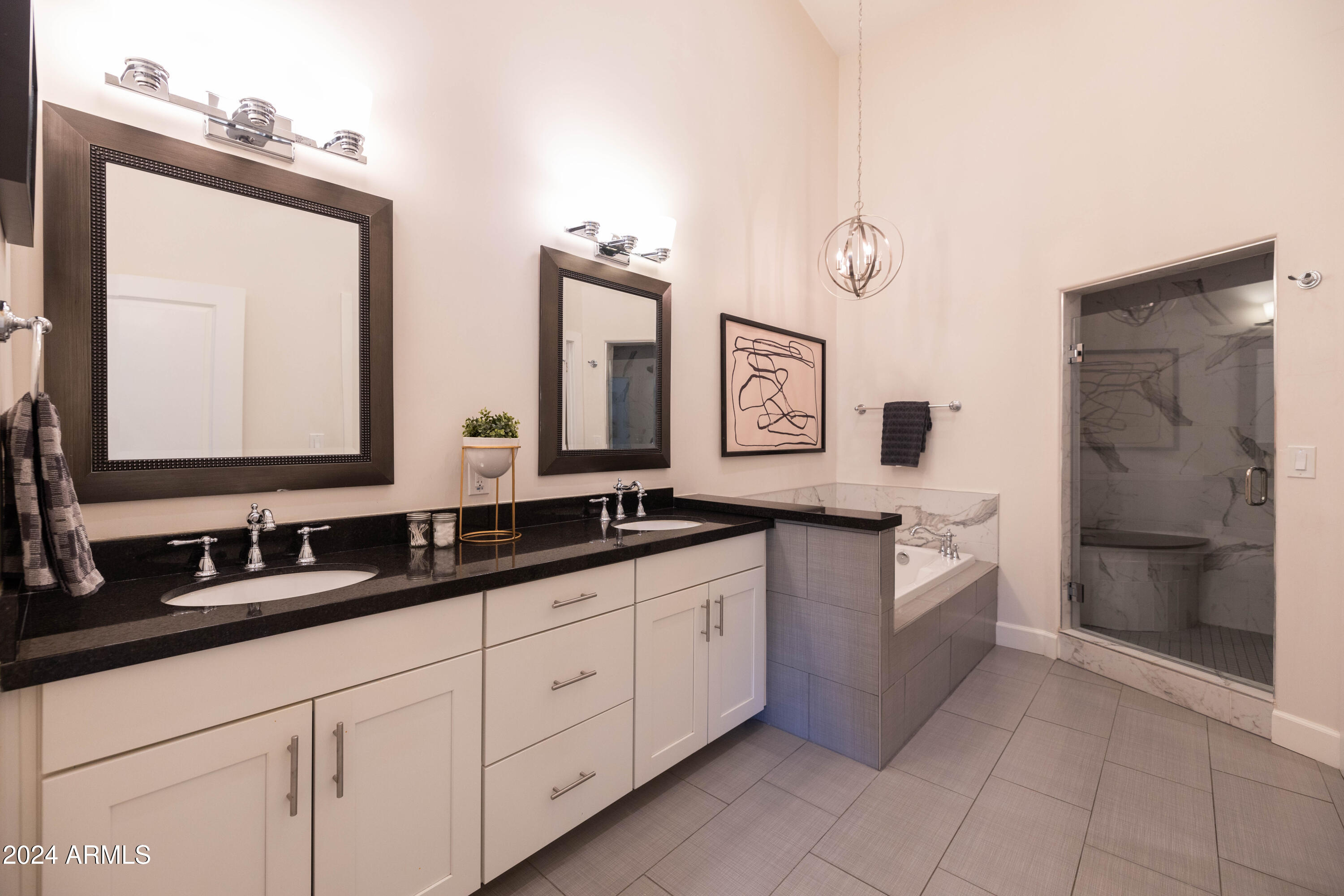 1801 East Hatcher Road Phoenix, AZ 85020 - Photo 58 of 77 Double Sinks
