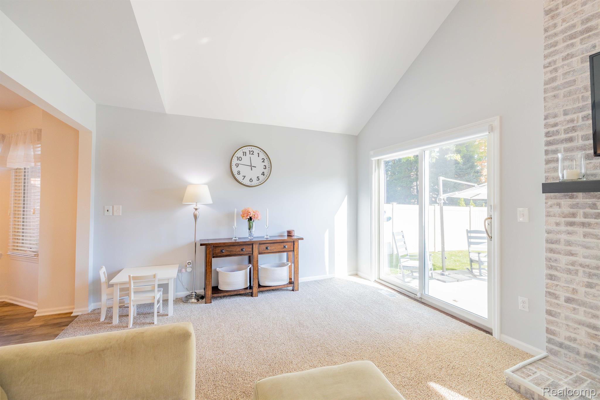 21481 Hall Road Trenton, MI 48183 - Photo 17 of 36 Gallery Image 17