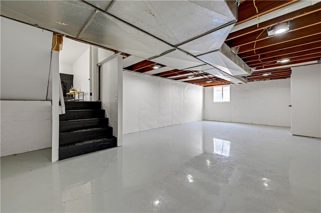 9901 Countryside Road Lenexa, KS 66215 - Photo 33 of 38 Gallery Image 33