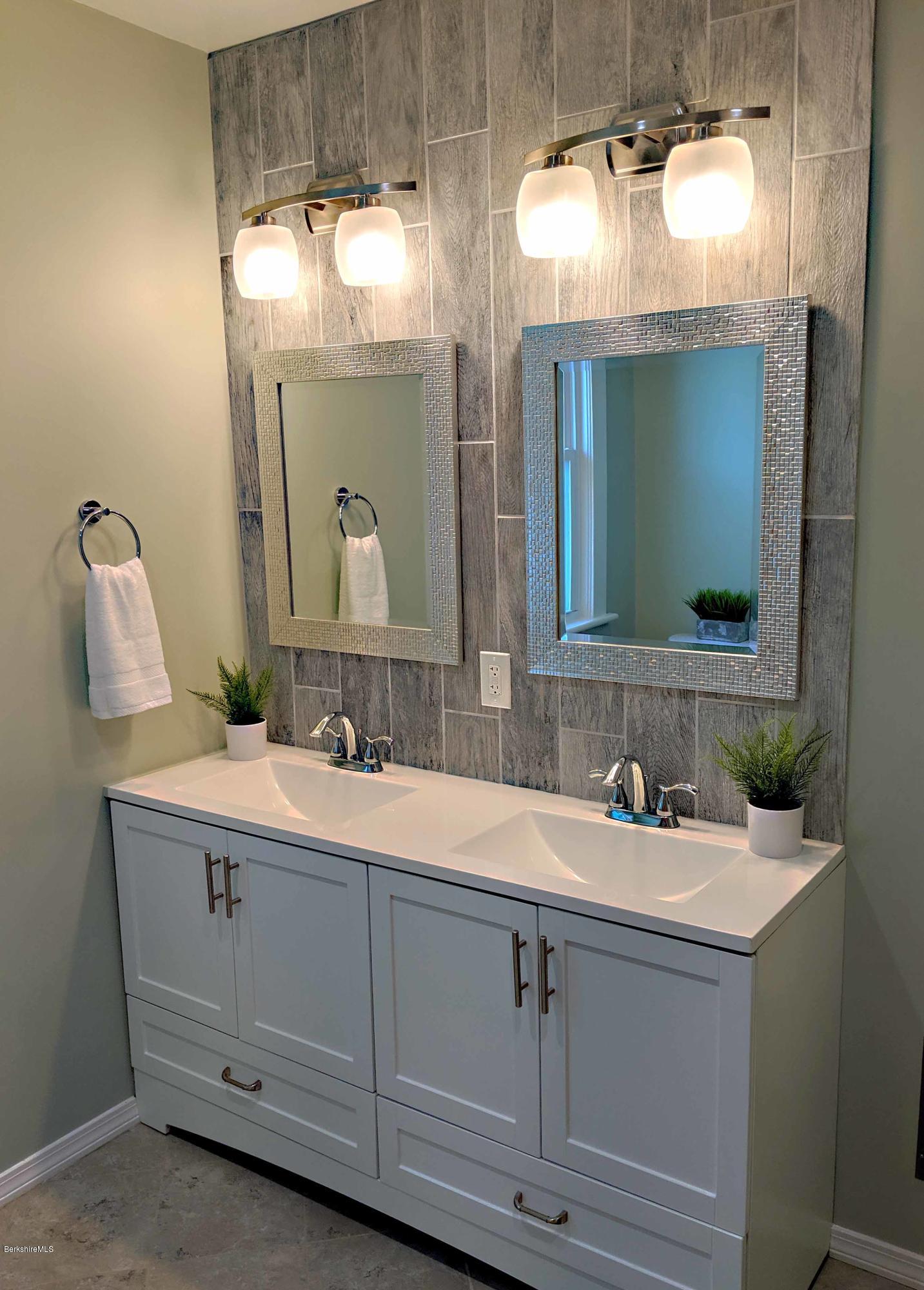 22 Northumberland Road Pittsfield, MA 01201 - Photo 11 of 18 11 full bath