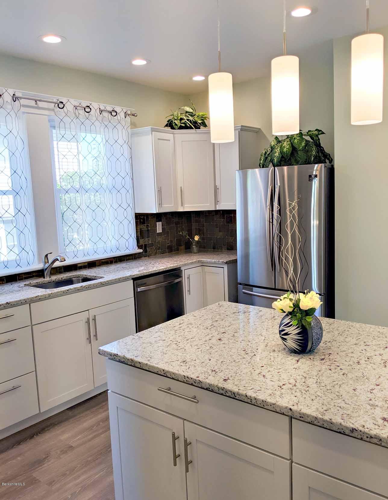 3 kitchen3