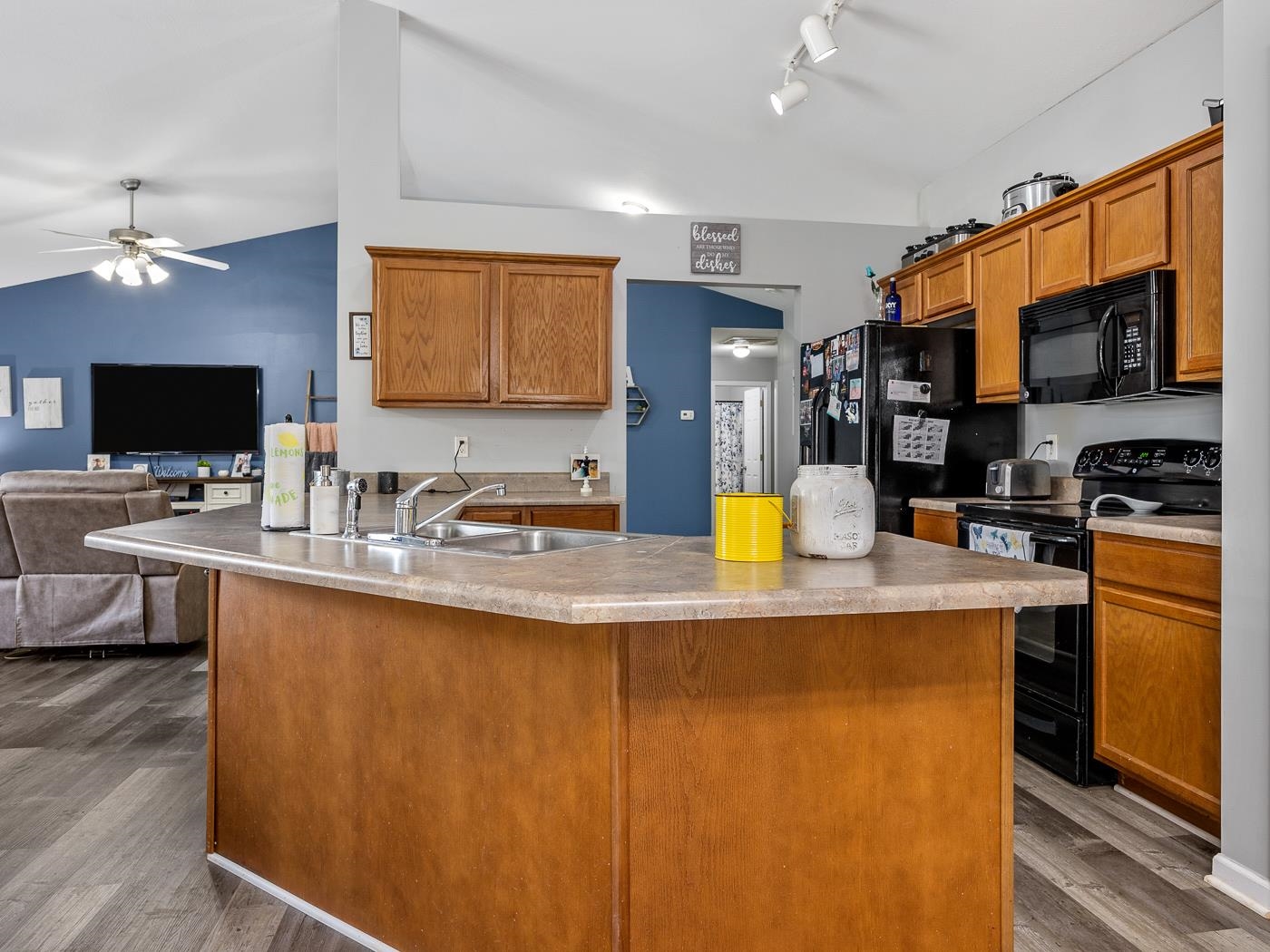 2047 Ballenger Road Wellford, SC 29385 - Photo 11 of 27