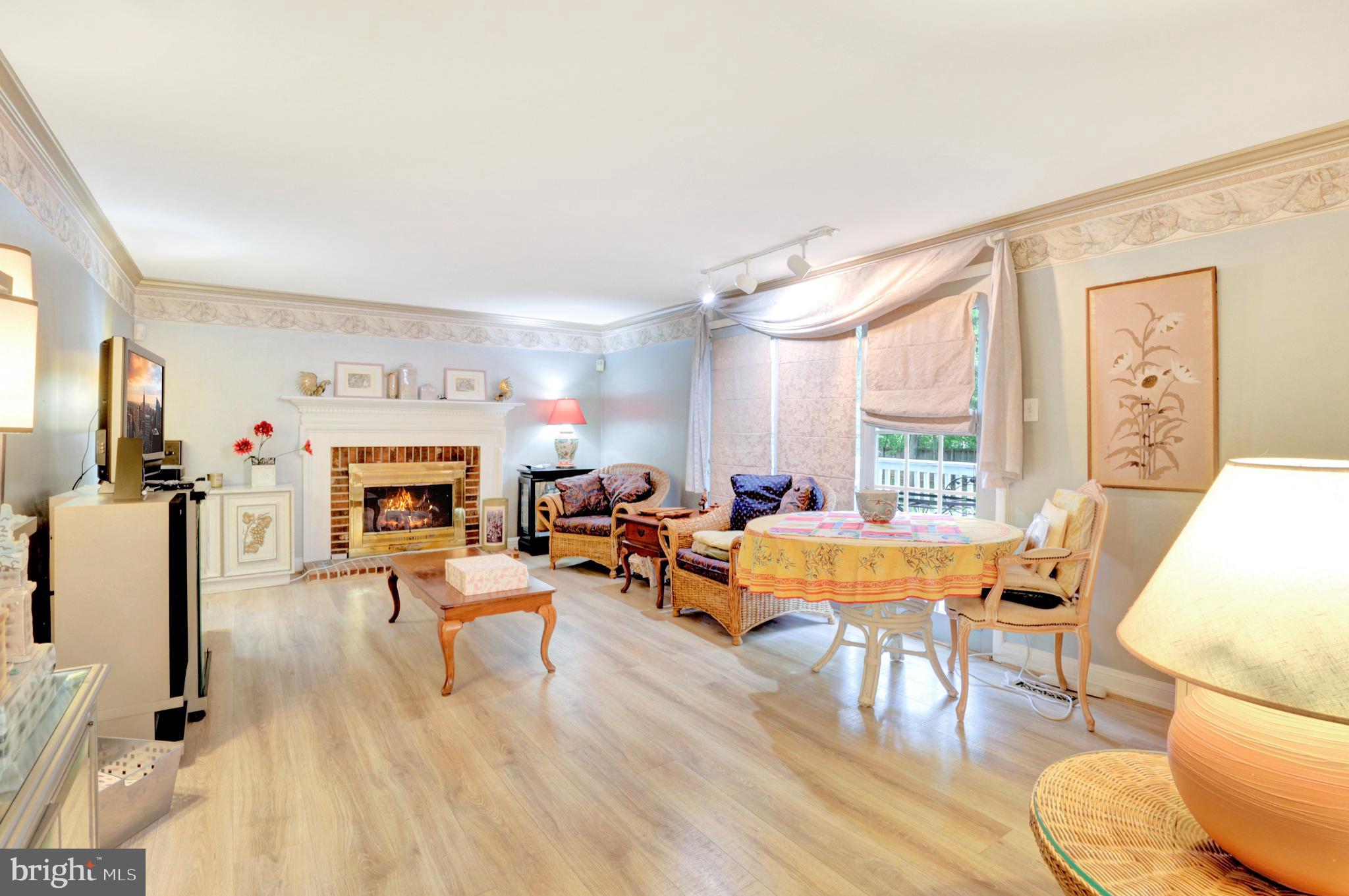 12268 Angel Wing Court Reston, VA 20191 - Photo 12 of 38 Gallery Image 12